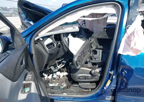 2020 Chevrolet Equinox Fwd Lt 1.5L Turbo из США, поврежденный, VIN 2GNAXKEV0L6220452